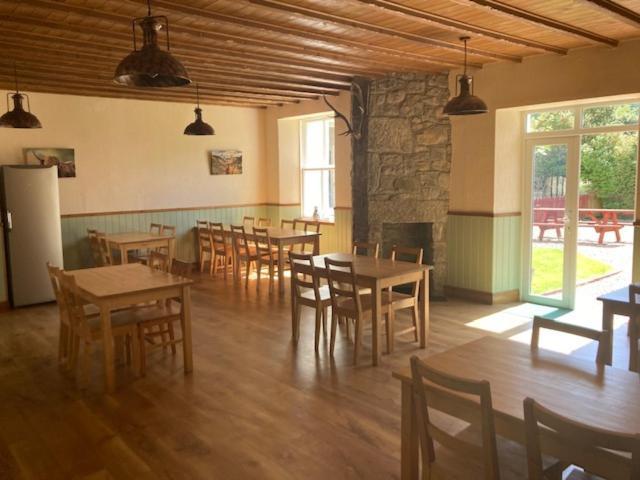 Great Glen Hostel Spean Bridge Exteriör bild