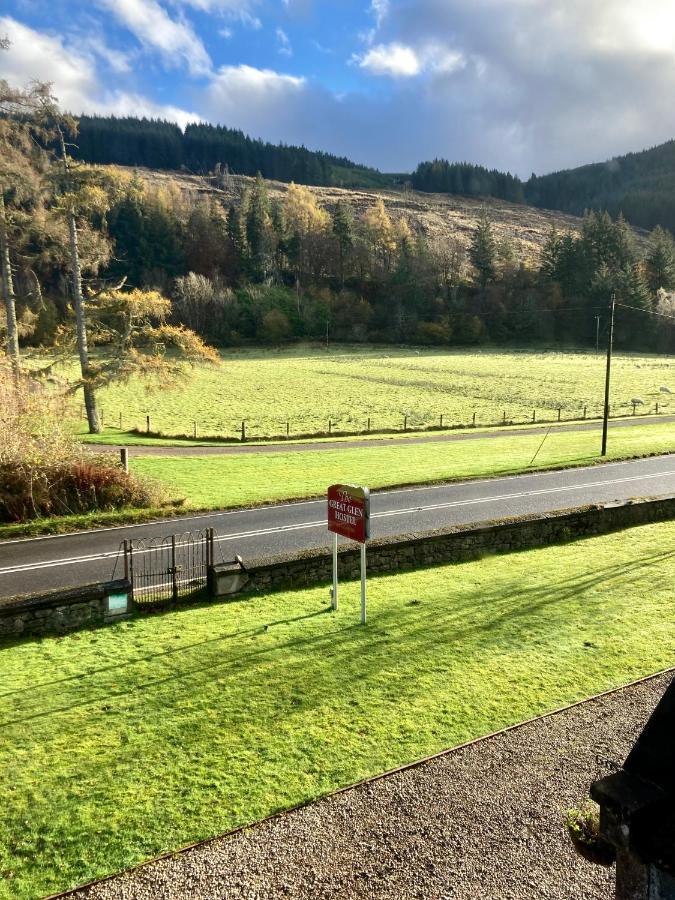 Great Glen Hostel Spean Bridge Exteriör bild