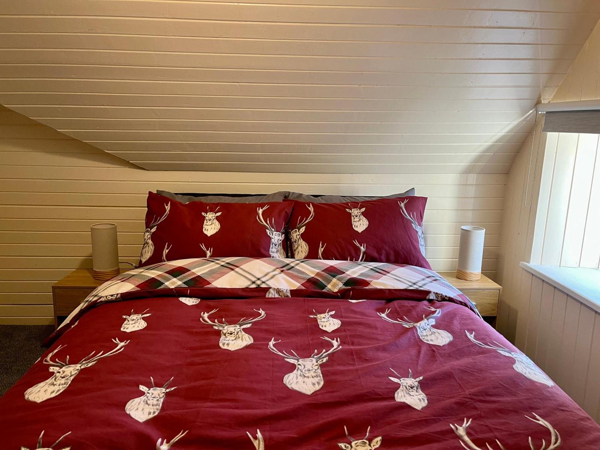 Great Glen Hostel Spean Bridge Exteriör bild